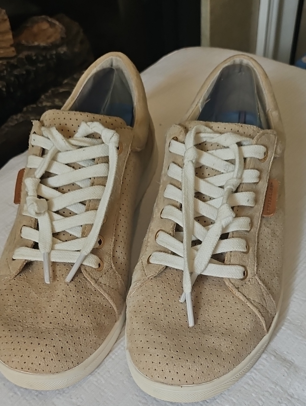 Revitalign Suede Sneakers Women's Size 9.5